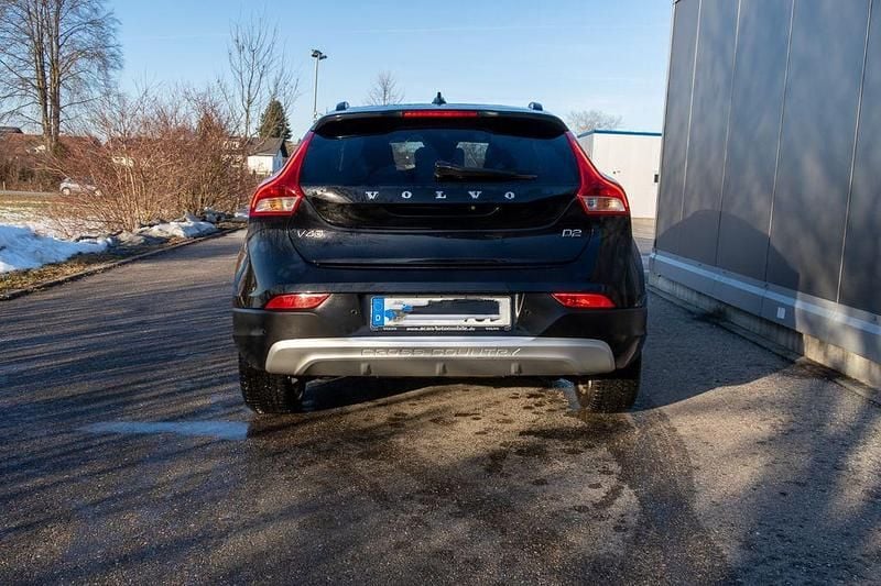 Gebraucht Volvo V40 CC 114 PS (83 kW) 2015 Schwarz Kombi