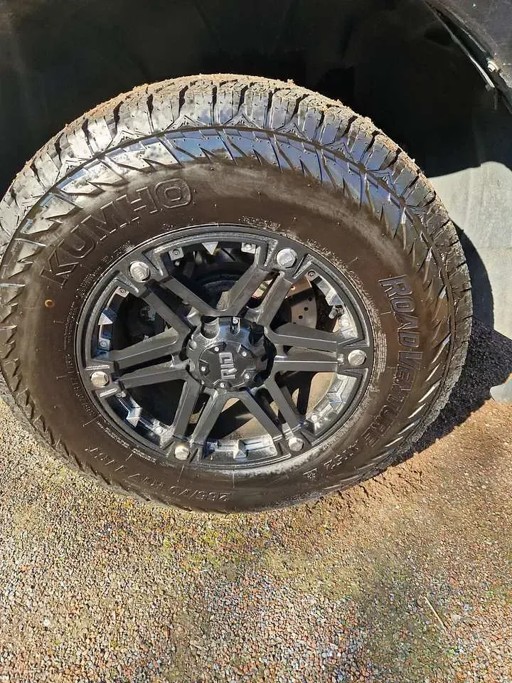 Gebraucht RAM 1500 401 PS (294 kW) 2018 Schwarz Pickup