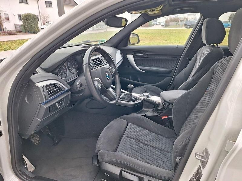 Gebraucht BMW 116 M Sport 109 PS (80 kW) 2017 Weiß Kleinwagen
