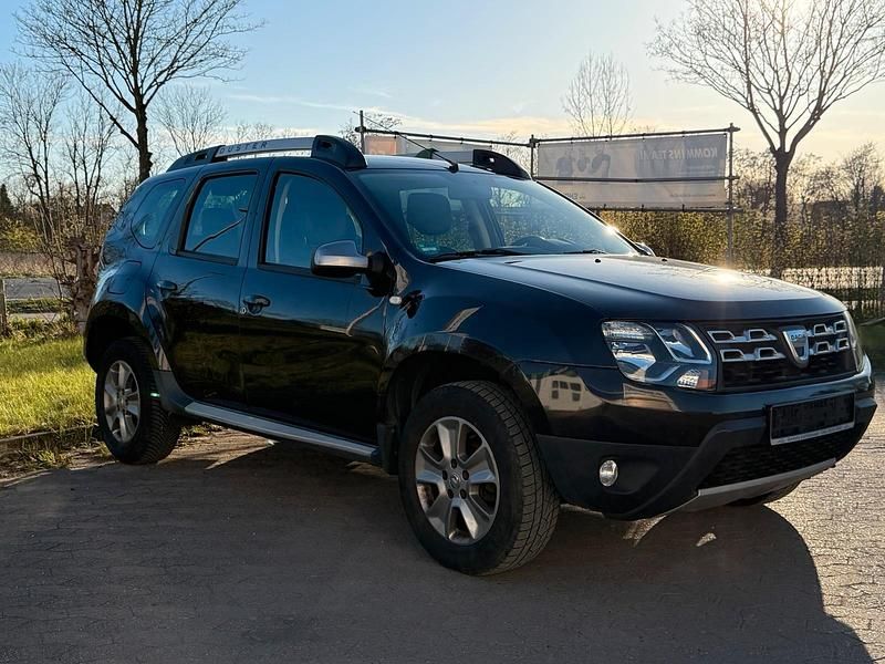 Gebraucht Dacia Duster Prestige 105 PS (77 kW) 2014 Schwarz SUV
