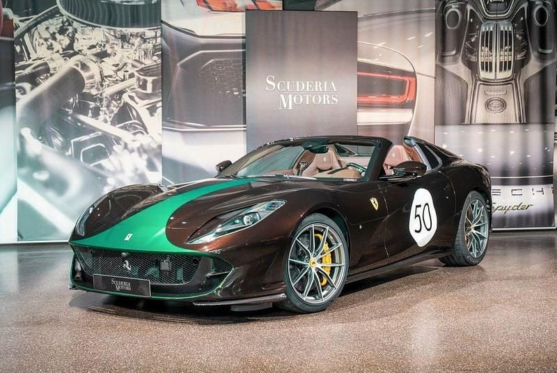 Schwarz Gebraucht 2022 Ferrari 812 Cabrio | 653.310 € - Bild 1/4