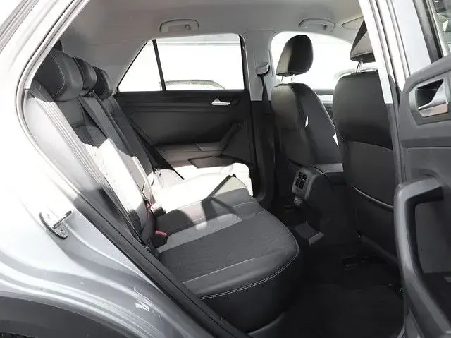 Gebraucht VW T-Roc Goal 150 PS (110 kW) 2025 Pyritsilber metallic SUV