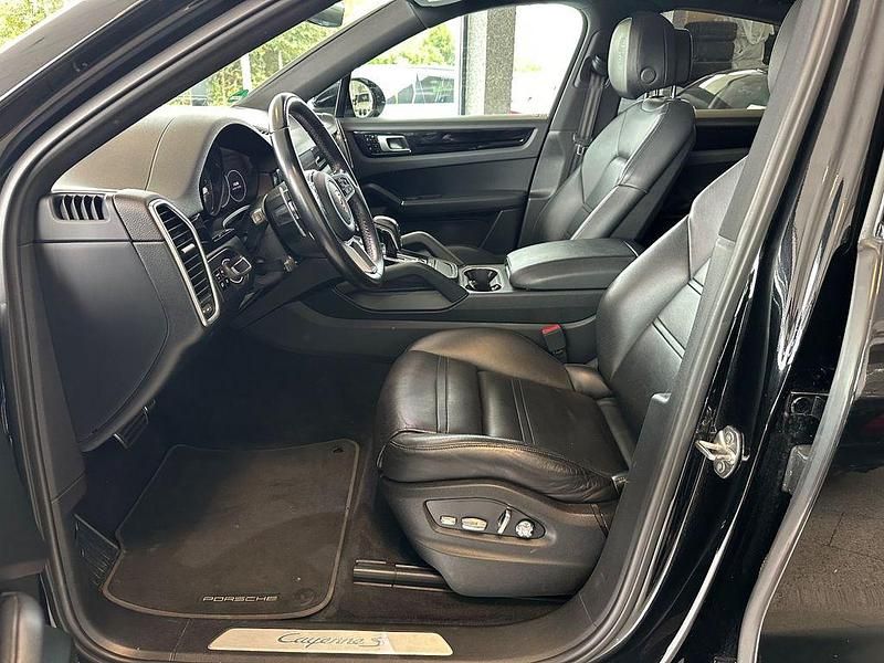 Gebraucht Porsche Cayenne 441 PS (324 kW) 2019 Schwarz SUV