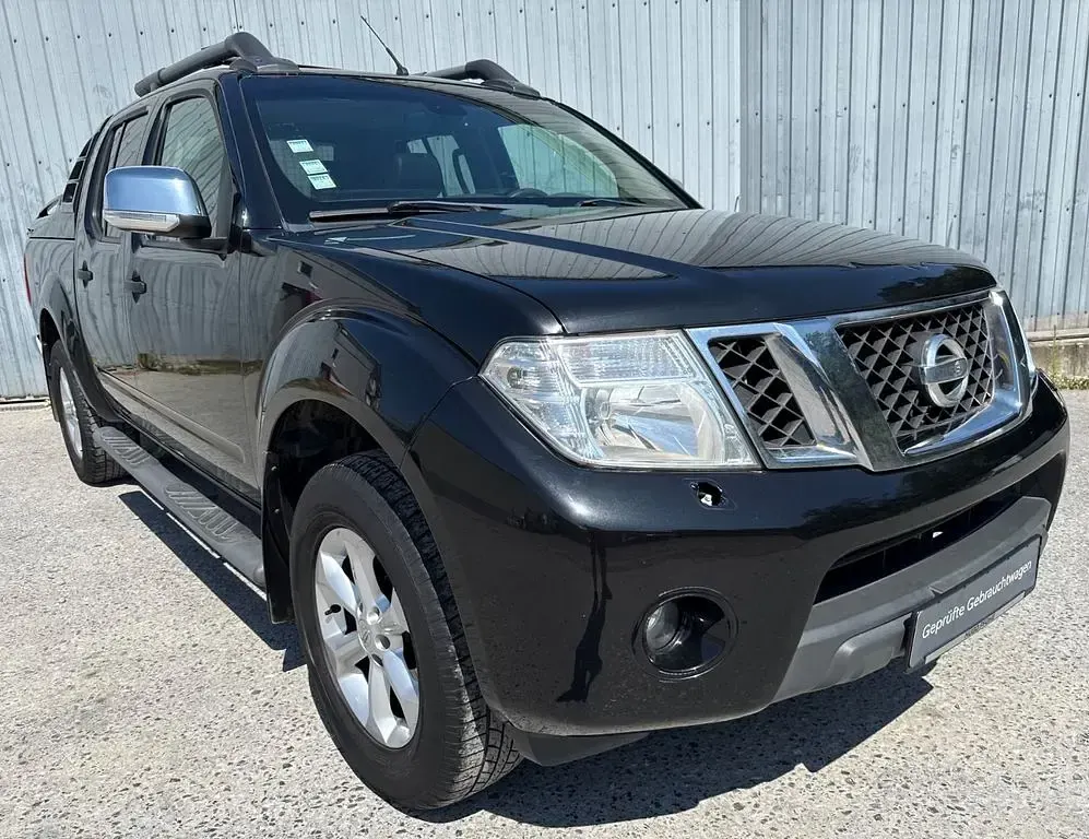 Gebraucht Nissan Navara 190 PS (139 kW) 2012 Schwarz Pickup