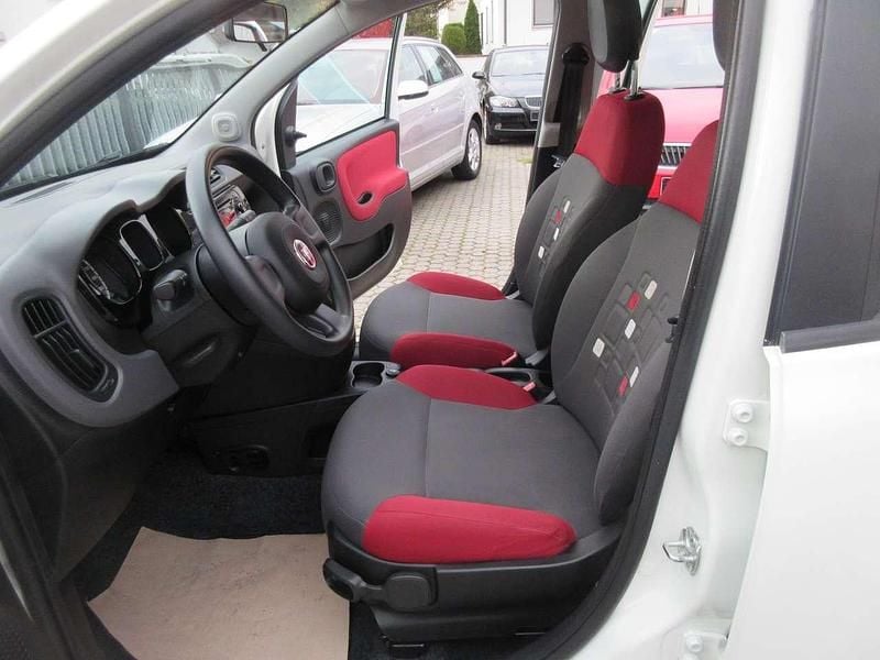 Gebraucht Fiat Panda Easy 69 PS (50 kW) 2016 Bianco ghiaccio/gelato Kleinwagen