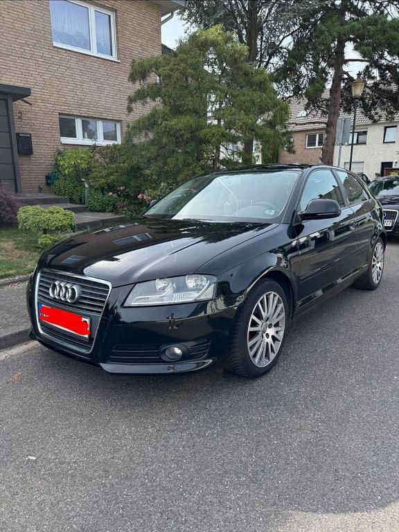 Schwarz Gebraucht 2009 Audi A3 Ambition Limousine | 4.700 € (Fairer Preis) - Bild 1/4