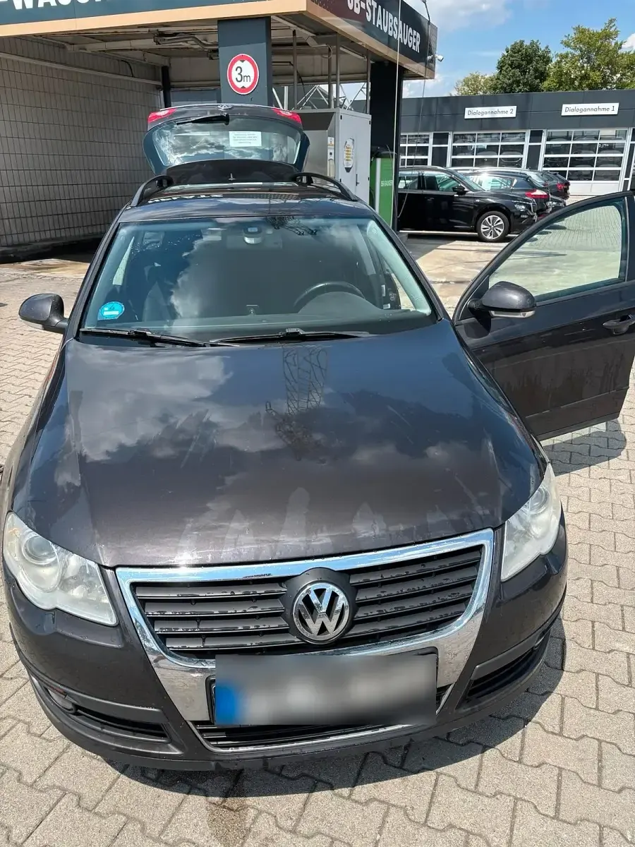 Gebraucht VW Passat 105 PS (77 kW) 2009 Braun Kombi