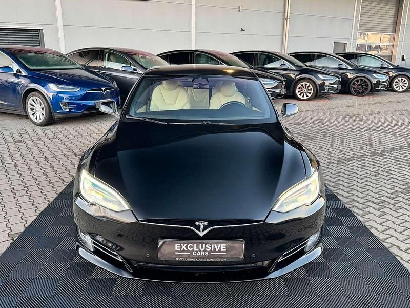Gebraucht Tesla Model S 386 kW (525 PS) 2020 Solid black Kleinwagen