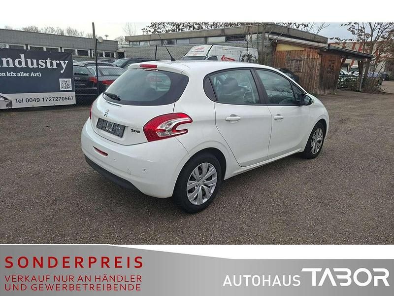 Second-hand Peugeot 208 Active 68 CP (50 kW) 2014 Alb Hatchback