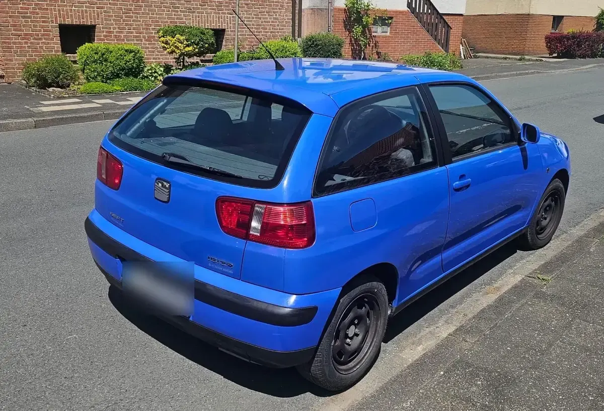 Gebraucht Seat Ibiza 101 PS (74 kW) 2001 Blau Kleinwagen