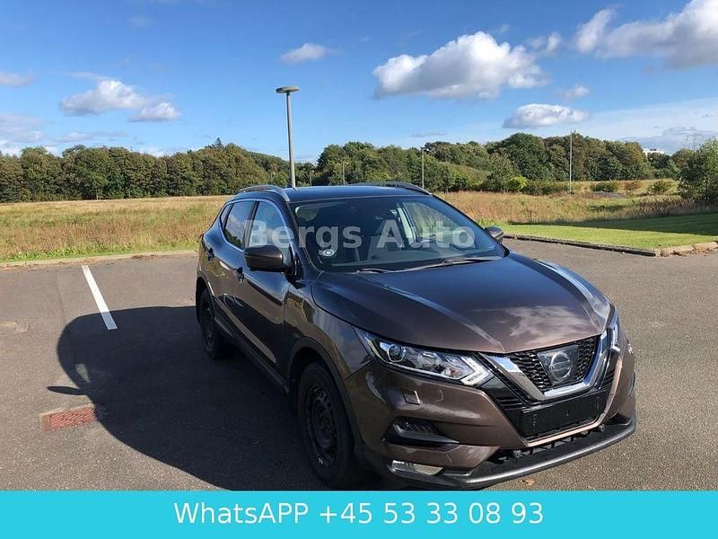 Braun Gebraucht 2017 Nissan Qashqai Acenta+ SUV | 9.999 € (Guter Preis) - Bild 1/4