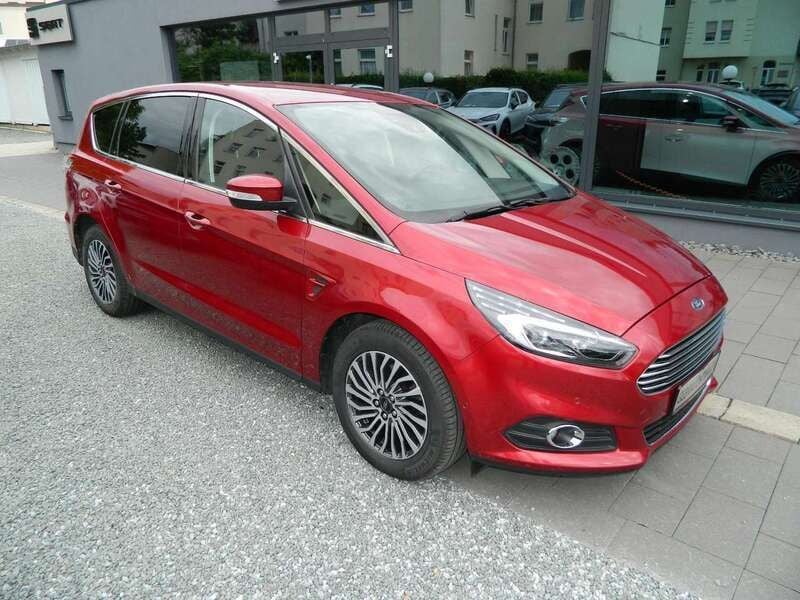 Ruby rot Gebraucht 2019 Ford S-MAX Titanium Van / Kleinbus | 21.490 € (Superpreis) - Bild 1/4