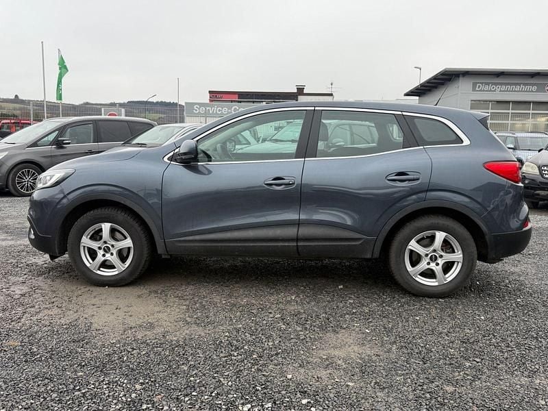 Gebraucht Renault Kadjar Life 131 PS (96 kW) 2019 Blau SUV