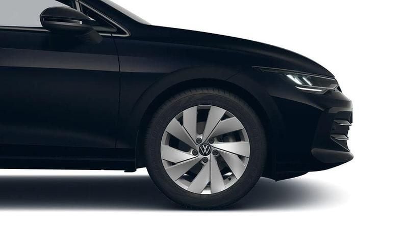 Gebraucht VW Golf VIII 150 PS (110 kW) 2026 Schwarz Limousine