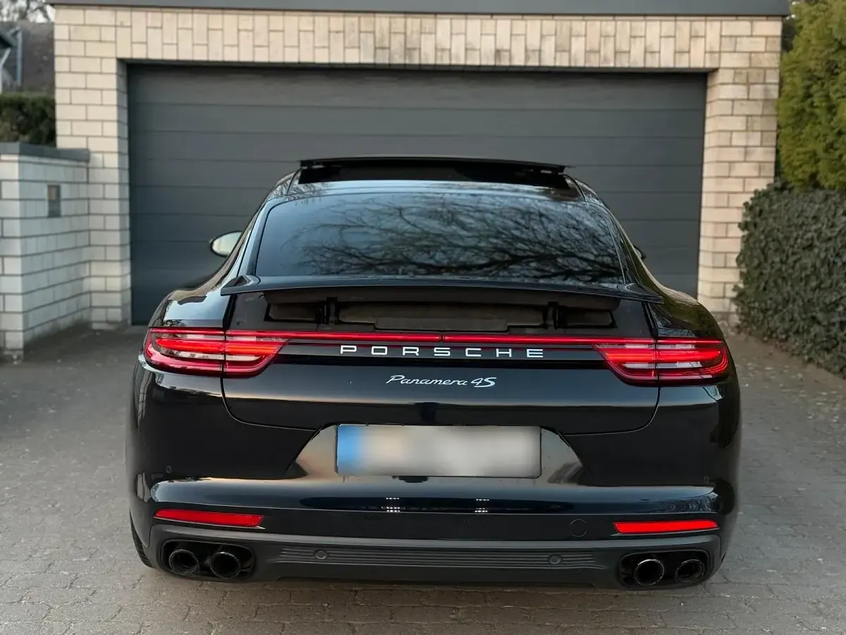Gebraucht Porsche Panamera 4S 421 PS (309 kW) 2017 Schwarz Limousine