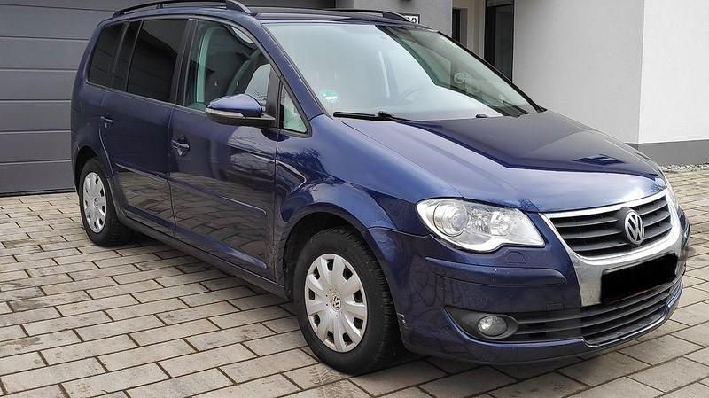 Gebraucht VW Touran Trendline 140 PS (102 kW) 2009 Blau Van / Kleinbus