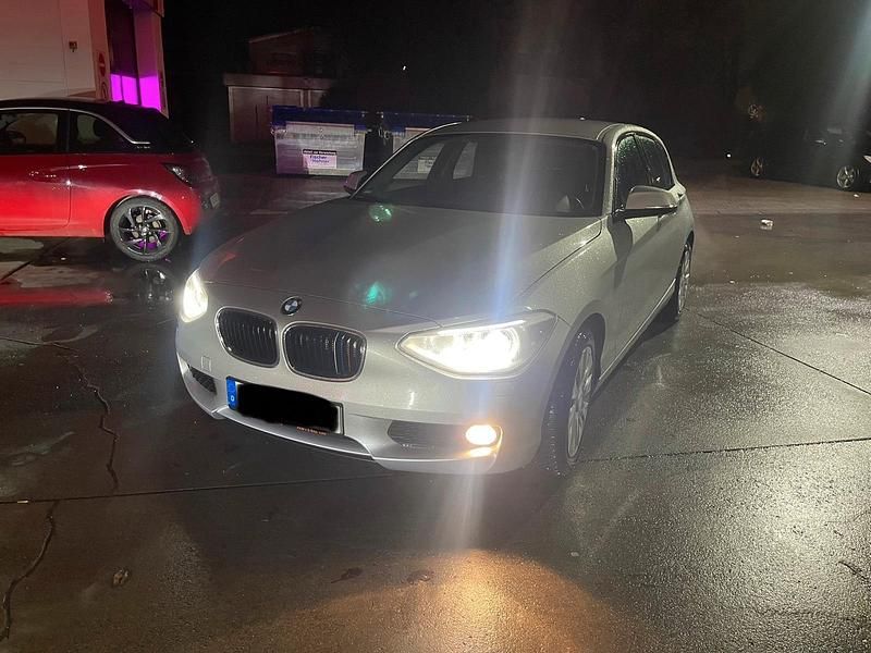 Gebraucht BMW 118 170 PS (125 kW) 2012 Silber Kleinwagen