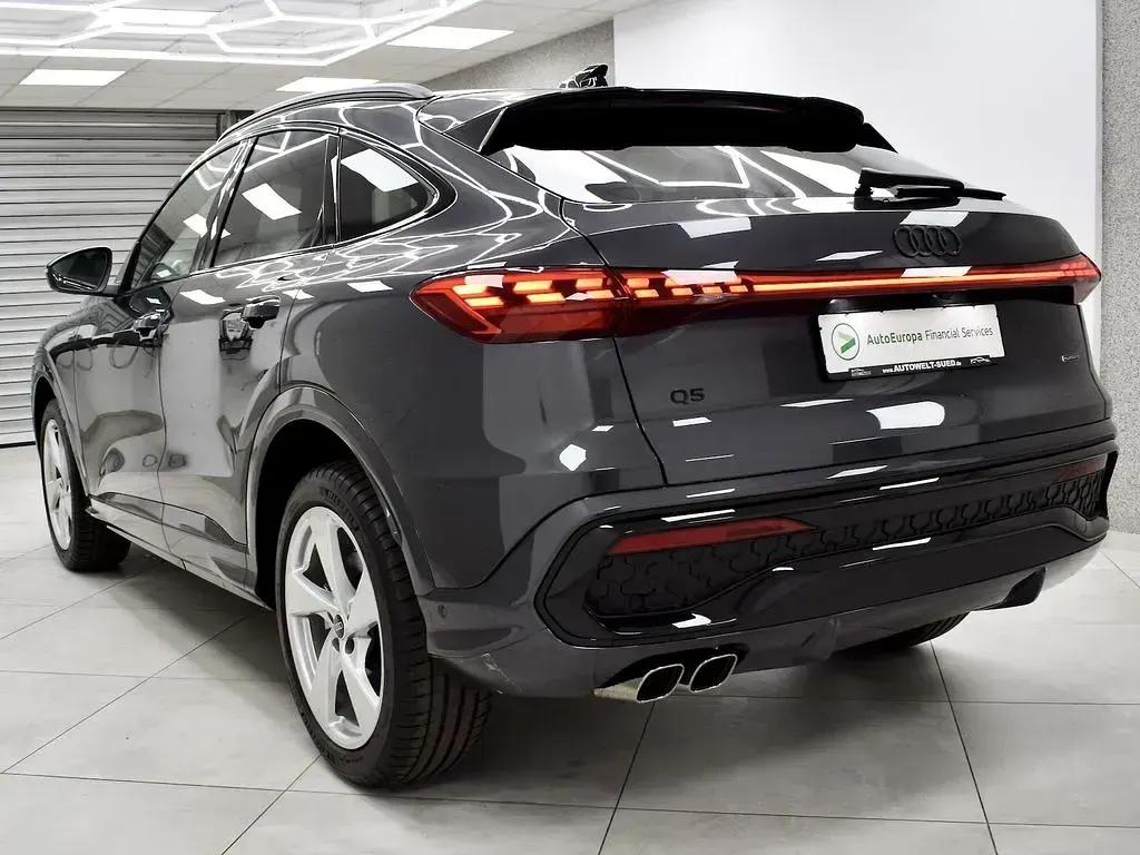 Neu Audi Q5 Sportback S-Line 204 PS (150 kW) 2025 Grau SUV