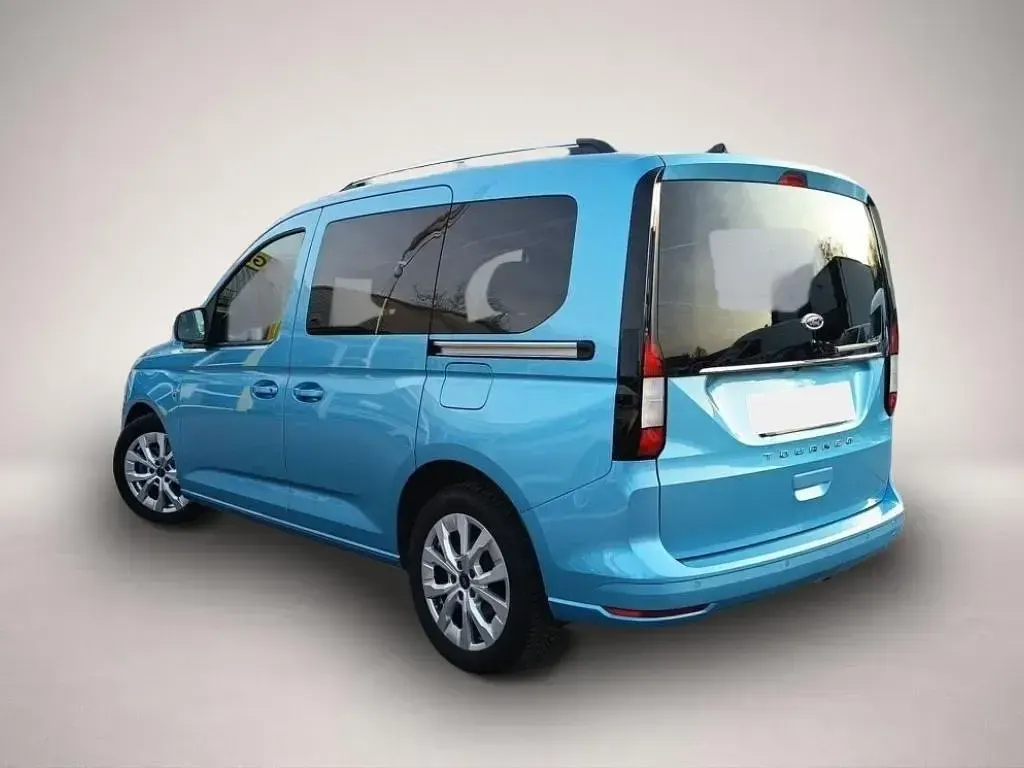 Gebraucht Ford Tourneo Connect Titanium 122 PS (89 kW) 2024 Manufacturer Van / Kleinbus