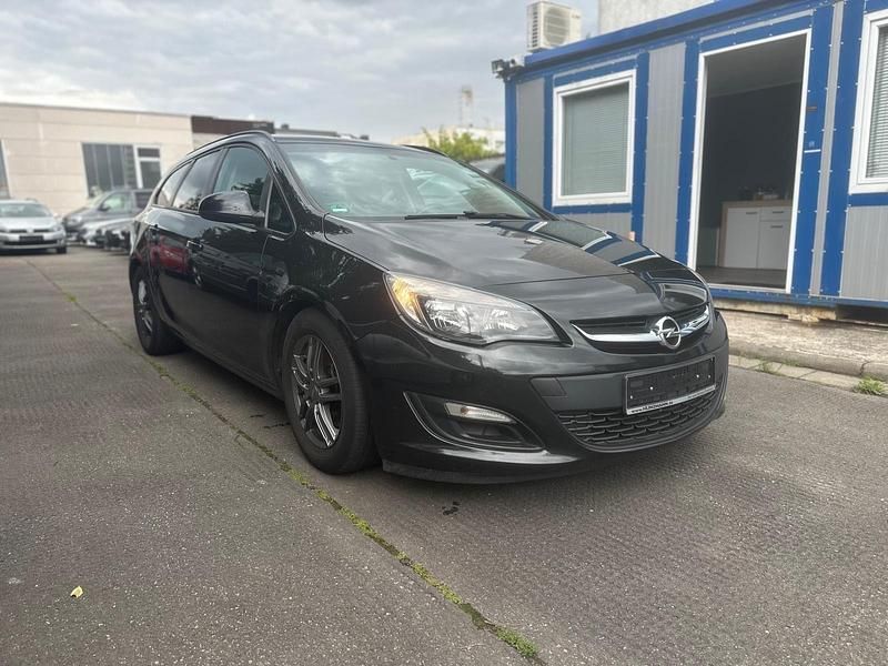 Gebraucht Opel Astra Edition 110 PS (80 kW) 2015 Schwarz Kombi