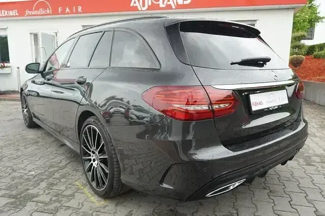 Gebraucht Mercedes C300 AMG line 245 PS (180 kW) 2020 Grau Limousine