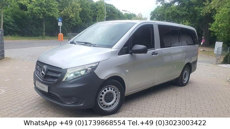 Silber Gebraucht 2018 Mercedes Vito Van | 20.900 € (Fairer Preis) - Bild 1/4
