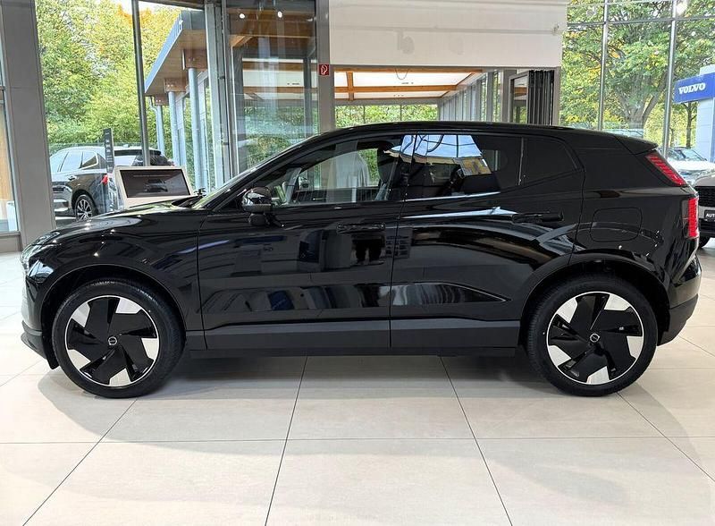 Neu Volvo EX30 Plus 200 kW (272 PS) 2026 Schwarz SUV