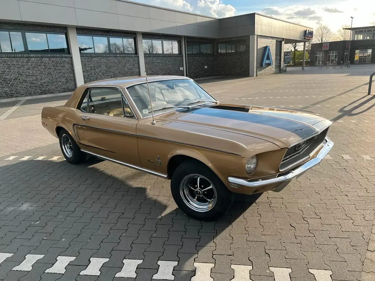Gebraucht Ford V8 200 PS (147 kW) 1968 Gold Coupé