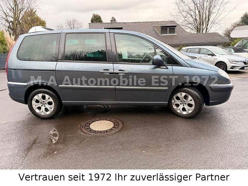 Gebraucht Citroën C8 Attraction 136 PS (100 kW) 2011 Eisengrau/metalliclackierung Van / Kleinbus