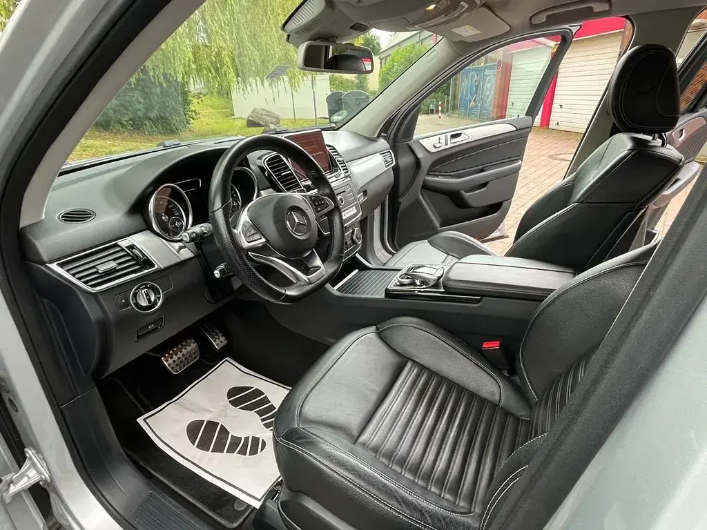 Gebraucht Mercedes GLE350 AMG line 258 PS (189 kW) 2015 Silber SUV