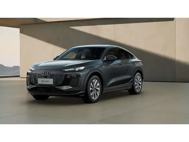 Gebraucht Audi Q6 Sportback e-tron Comfort 284 kW (387 PS) 2025 Daytonagrau perleffekt SUV