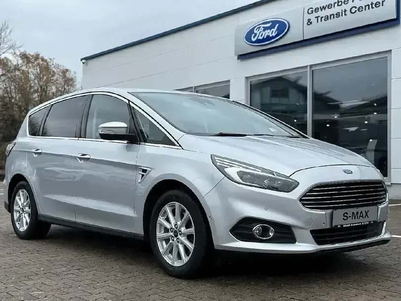 Second-hand Ford S-MAX S 239 CP (175 kW) 2018 Argintiu Monovolum