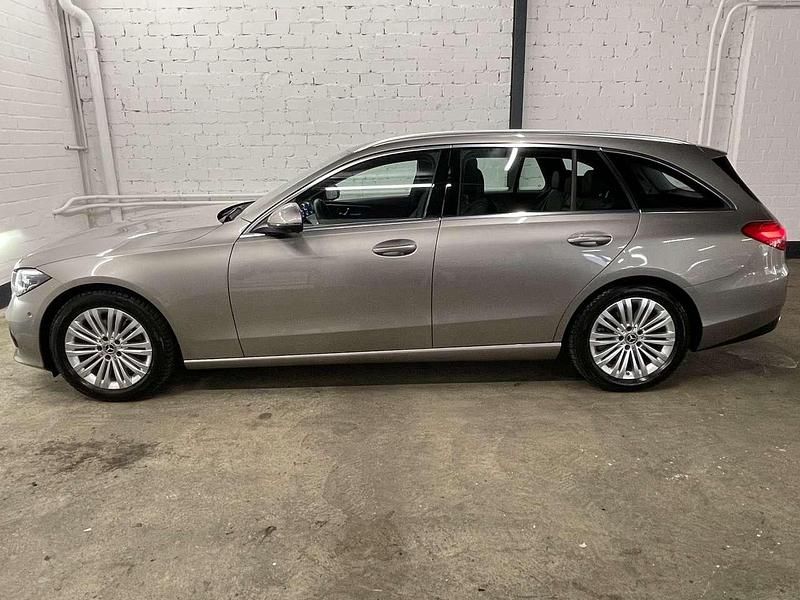 Gebraucht Mercedes C180 Advanced 170 PS (125 kW) 2024 Silber Limousine