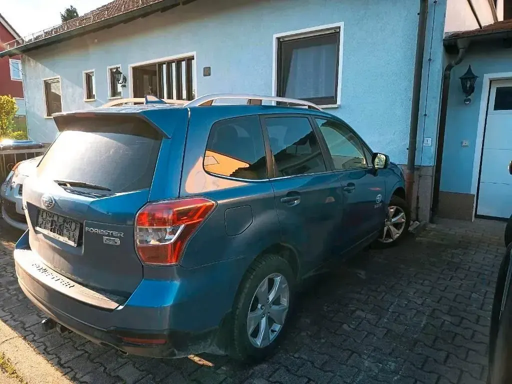 Gebraucht Subaru Forester 110 PS (80 kW) 2015 Blau SUV