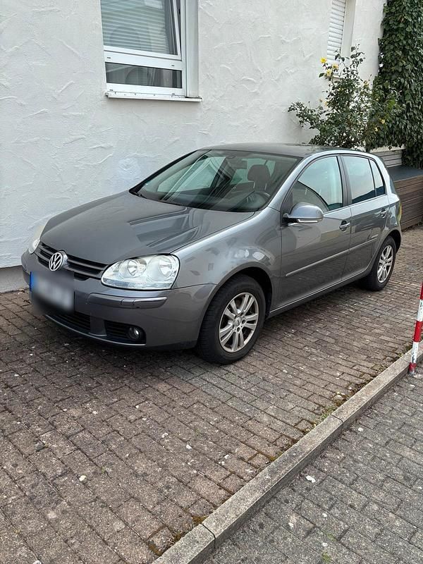 Grau Gebraucht 2008 VW Golf V United Limousine | 3.100 € - Bild 1/4