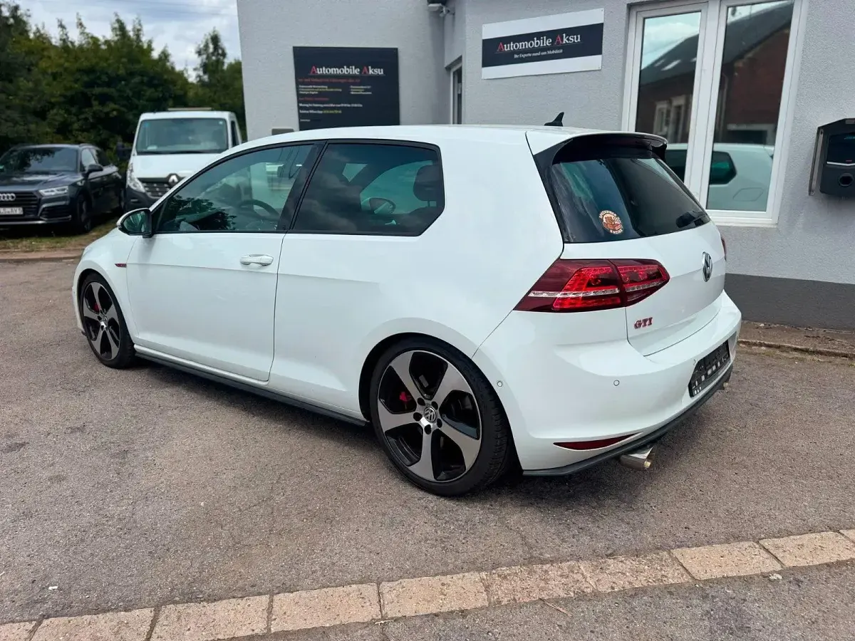 Gebraucht VW Golf VII GTI 230 PS (169 kW) 2013 Weiß Limousine