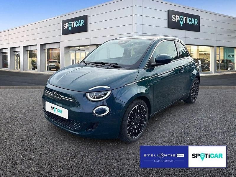 Grün Gebraucht 2022 Fiat 500e La Prima Limousine | 19.875 € (Fairer Preis) - Bild 1/4