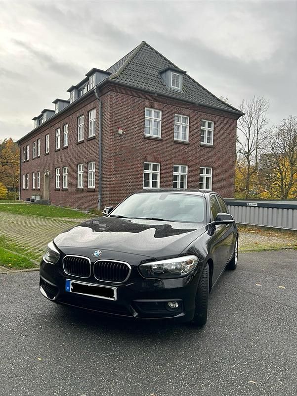 Gebraucht BMW 118 Advantage 136 PS (100 kW) 2017 Schwarz Kleinwagen