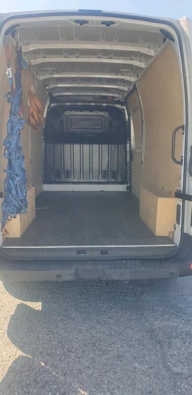 Weiß Gebraucht 2021 Renault Master Van | 13.999 € - Bild 1/4