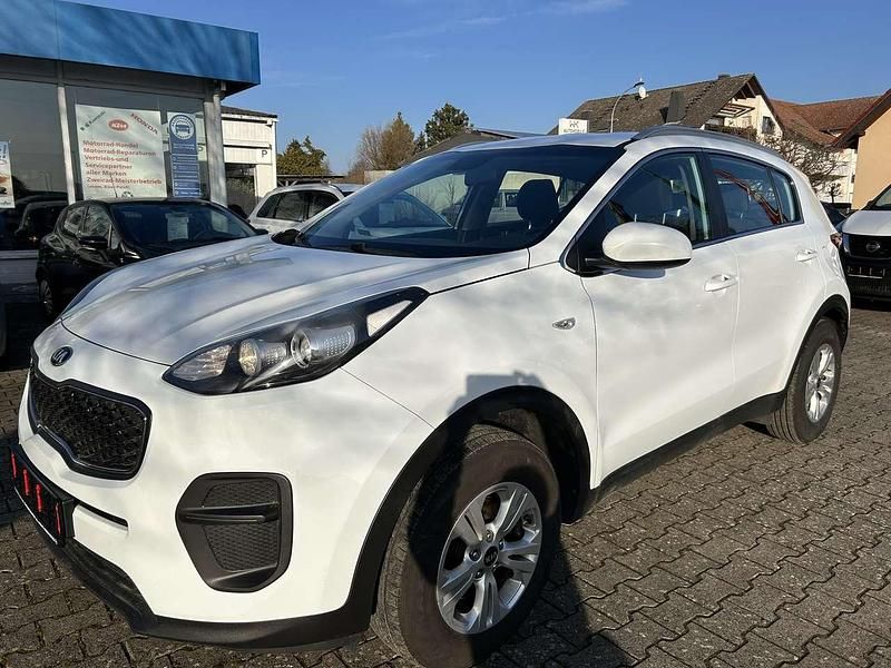 Weiß Gebraucht 2017 Kia Sportage Edition 7 SUV | 9.599 € (Guter Preis) - Bild 1/4