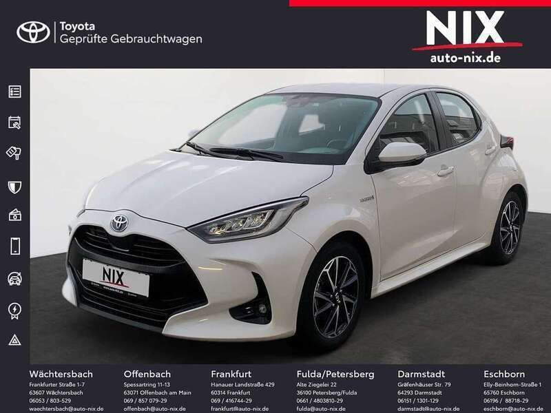 Schneeweiß Gebraucht 2021 Toyota Yaris Hybrid Basis Kleinwagen | 17.990 € (Fairer Preis) - Bild 1/4