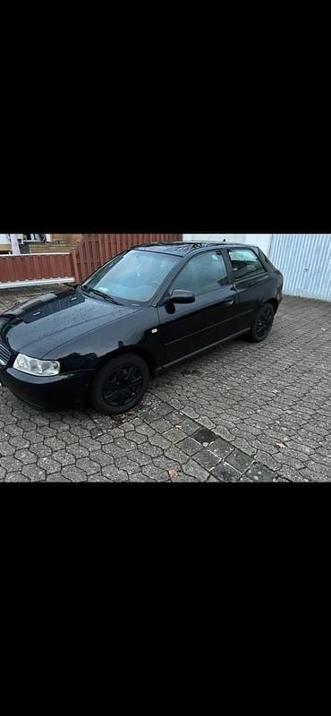 Gebraucht Audi A3 103 PS (75 kW) 1999 Schwarz Kleinwagen