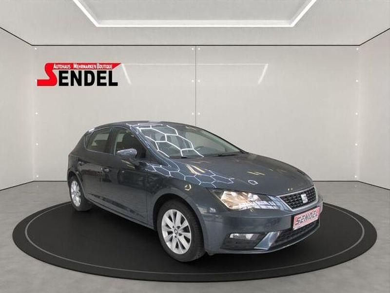 Gebraucht Seat Leon Style 131 PS (96 kW) 2019 Grau Limousine