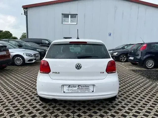Gebraucht VW Polo Match 105 PS (77 kW) 2012 Candyweiß Kleinwagen