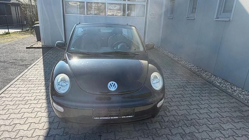 Gebraucht VW New Beetle 102 PS (75 kW) 2004 Schwarz Kleinwagen