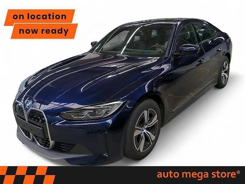 Blau Gebraucht 2023 BMW i4 Sport Line Limousine | 36.449 € - Bild 1/4