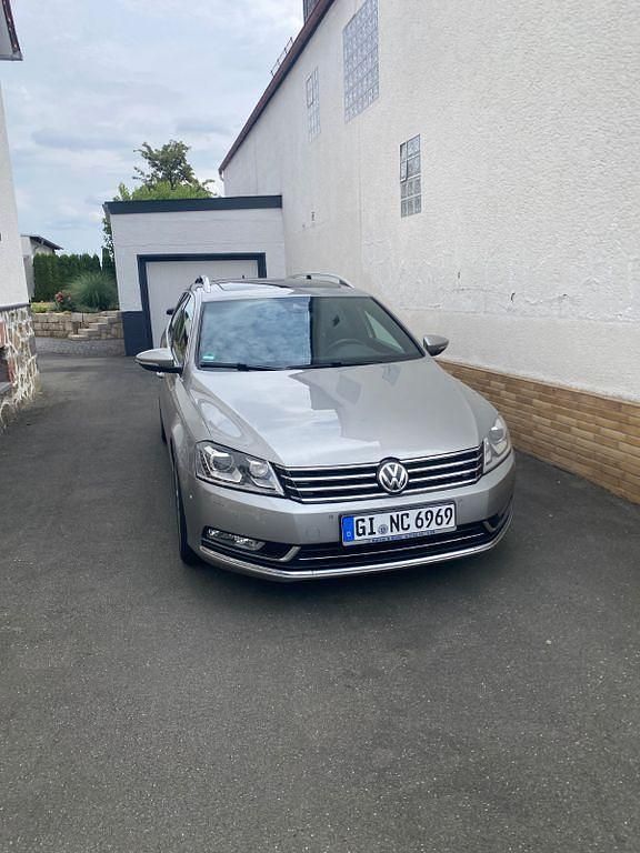 Silber Gebraucht 2014 VW CC Limousine | 10.449 € (Guter Preis) - Bild 1/4