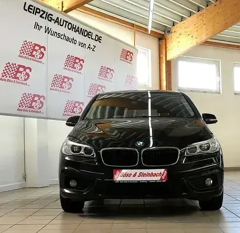 Gebraucht BMW 218 Advantage 136 PS (100 kW) 2017 Schwarz Kombi
