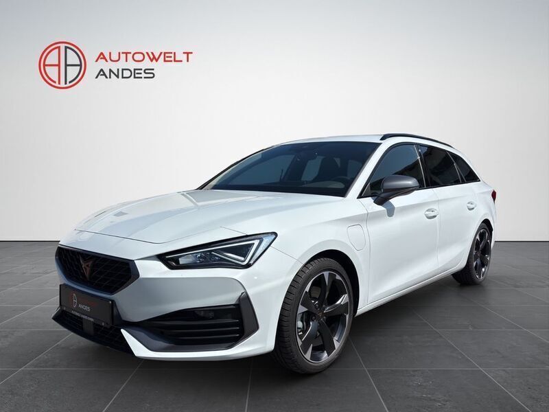 Weiß Gebraucht 2024 Cupra Leon Limousine | 29.990 € (Superpreis) - Bild 1/4