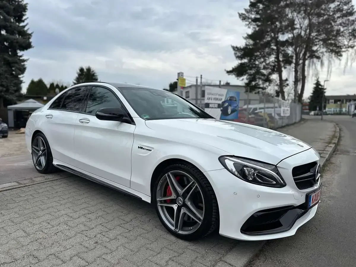 Gebraucht Mercedes C63 AMG AMG 510 PS (375 kW) 2017 Polarweiss  unilack Limousine